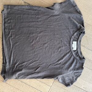 Velvet by Graham & Spencer Gray Short Sleeve Tee